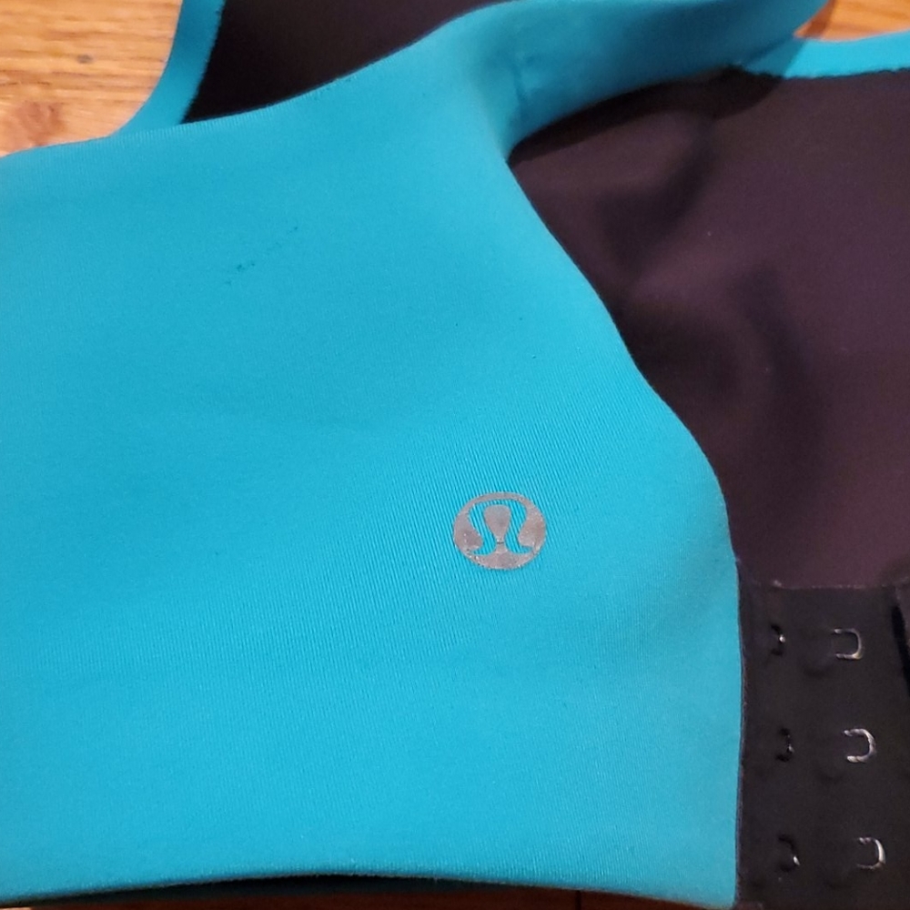 Lululemon Sports Bra - Picture 6 of 6